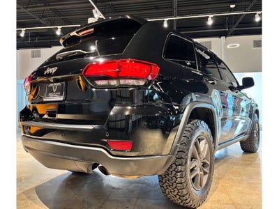 2017 Jeep Grand Cherokee 75th Anniversary Edition