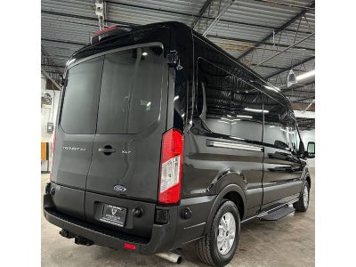 2024 Ford Transit Wagon XLT