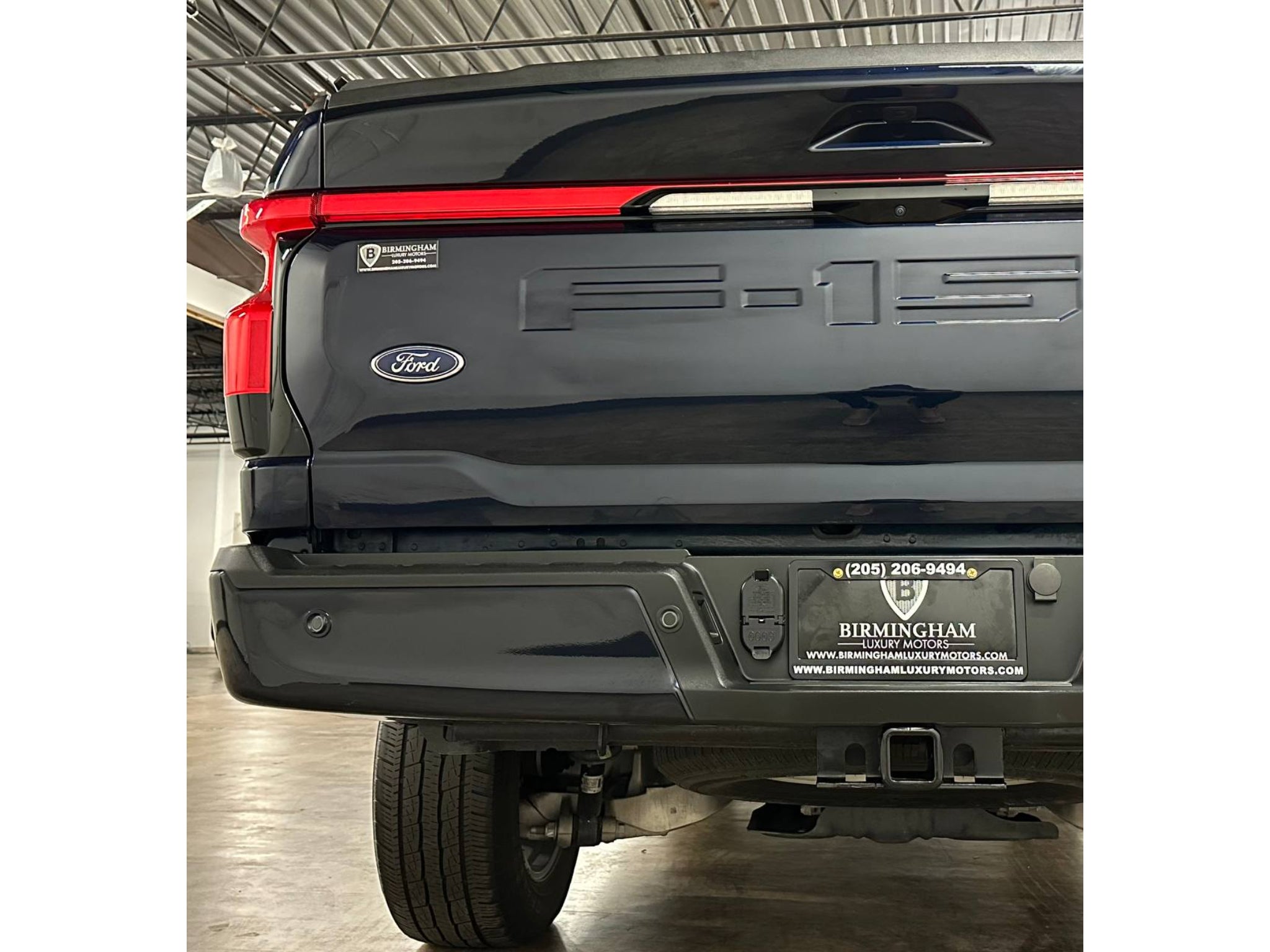 2023 Ford F-150 Lightning Lariat