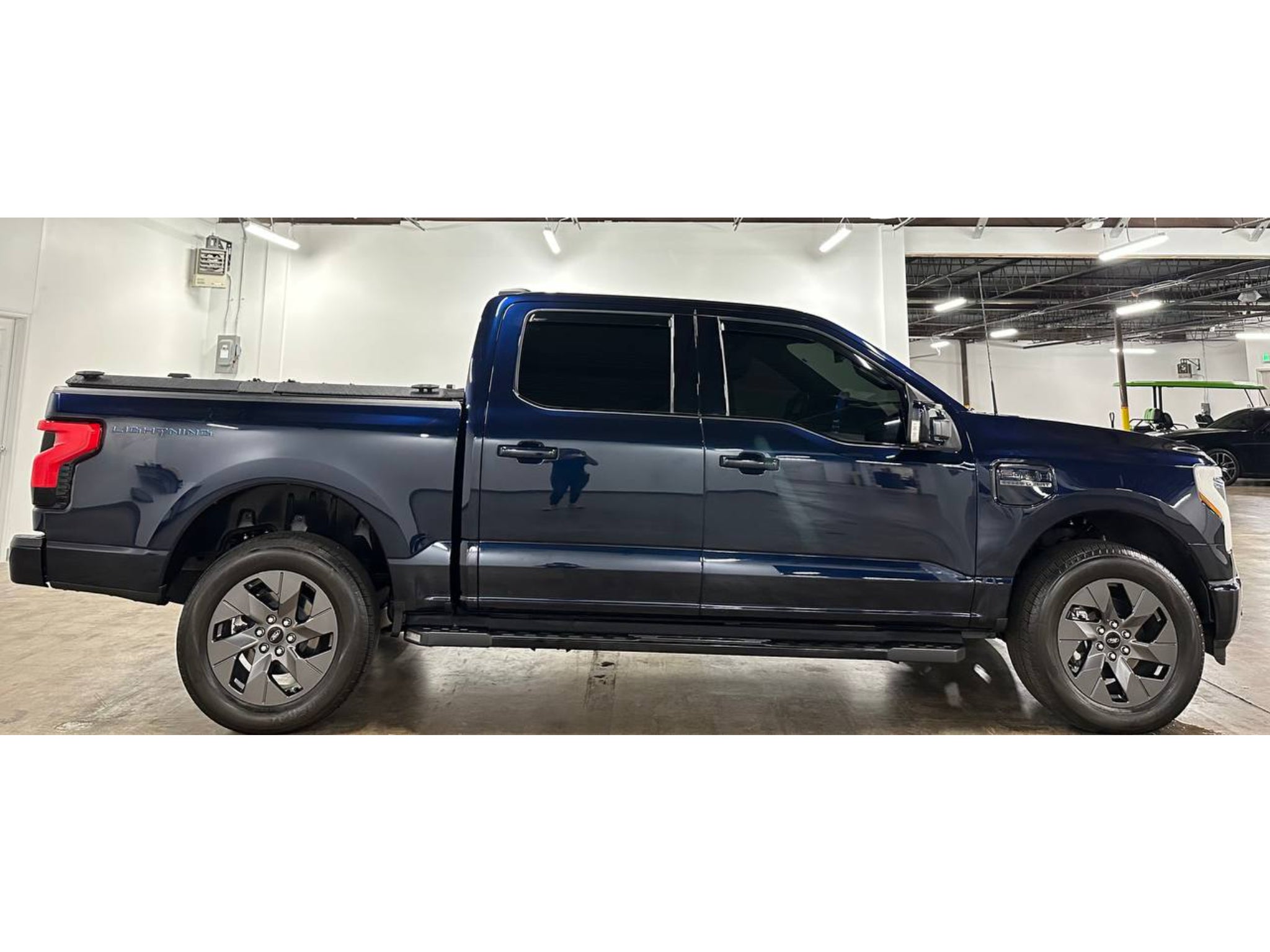 2023 Ford F-150 Lightning Lariat