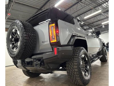 2024 GMC Hummer EV SUV 2X