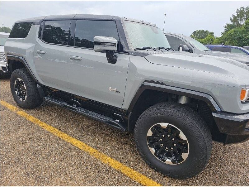 2024 GMC Hummer EV SUV 2X