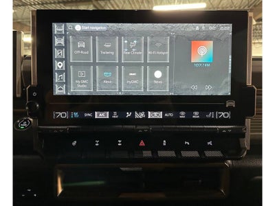 2024 GMC Hummer EV SUV 2X