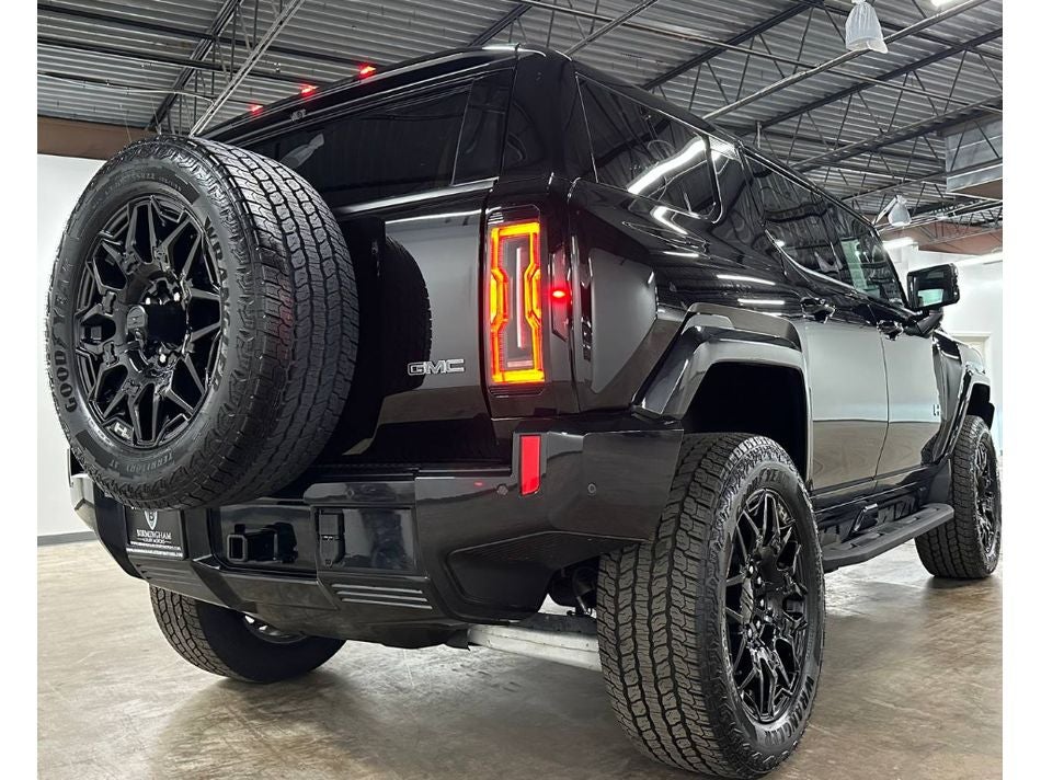 2024 GMC Hummer EV SUV 2X