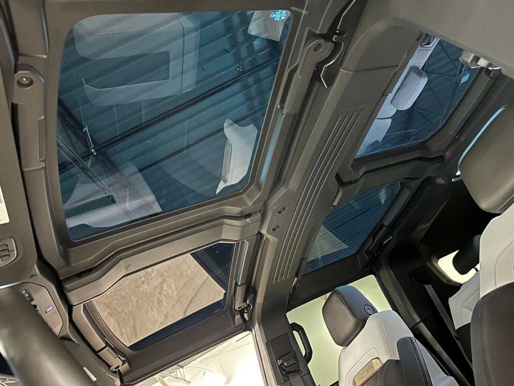 2024 GMC Hummer EV SUV 2X