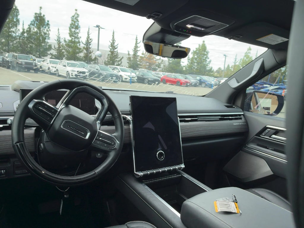 2024 GMC Sierra EV Denali Edition 1