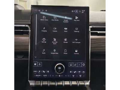 2024 GMC Sierra EV Denali Edition 1