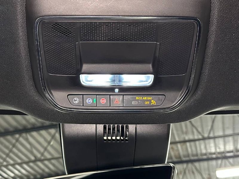 2024 GMC Sierra EV Denali Edition 1