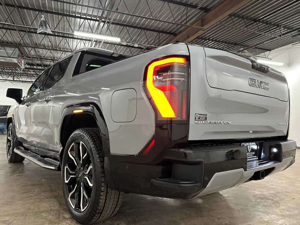 2024 GMC Sierra EV Denali Edition 1