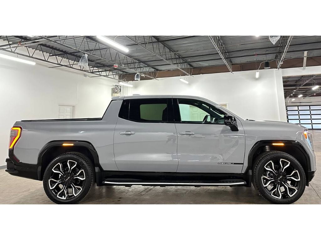 2024 GMC Sierra EV Denali Edition 1