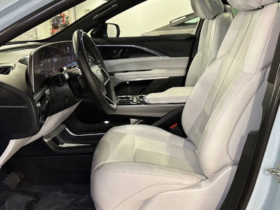 2024 Cadillac Lyriq Sport-2