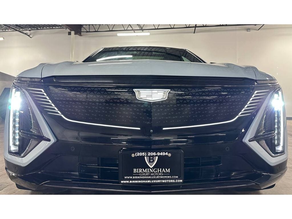 2024 Cadillac Lyriq Sport-2