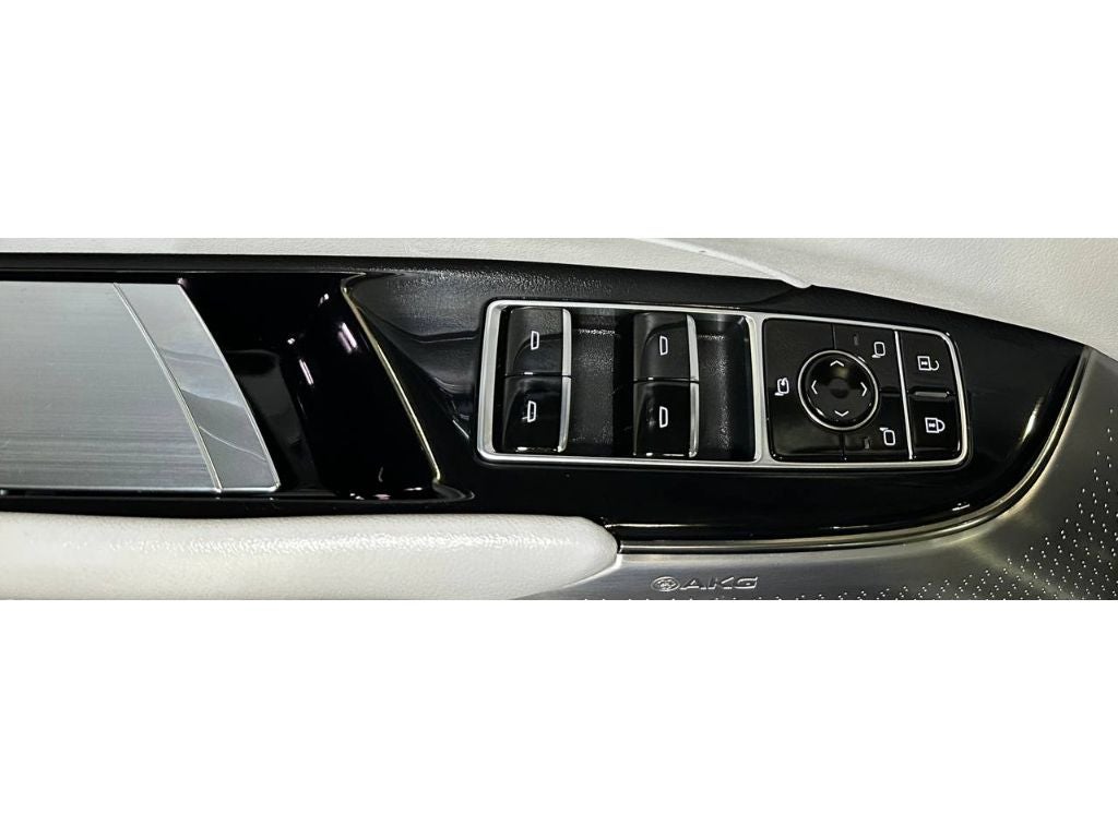 2024 Cadillac Lyriq Sport-2