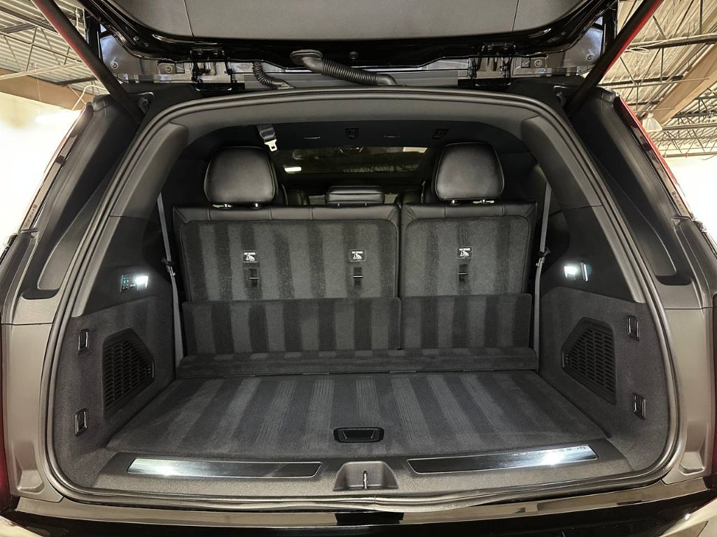 2026 Cadillac ESCALADE IQL Sport-1