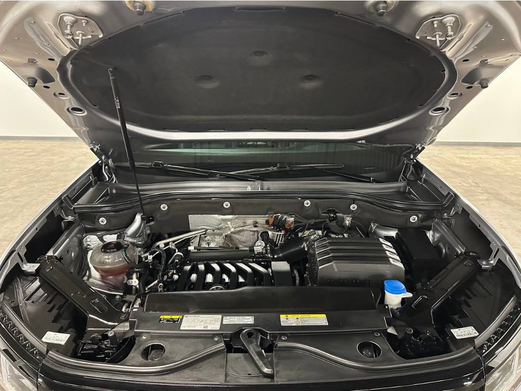 2023 Volkswagen Atlas 3.6L V6 SEL R-Line Black
