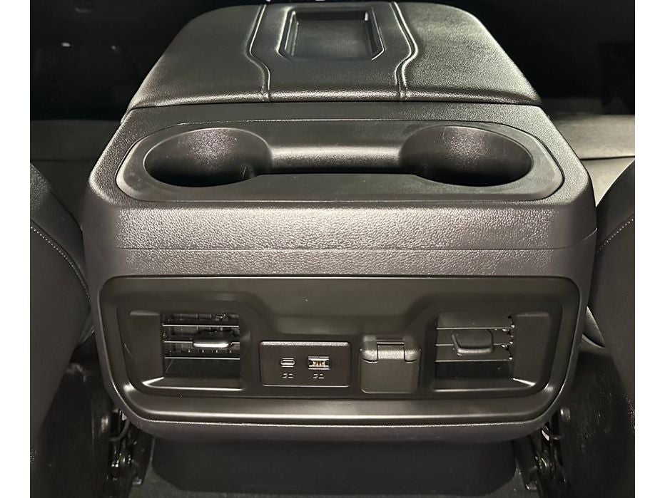 2021 Chevrolet Silverado RST