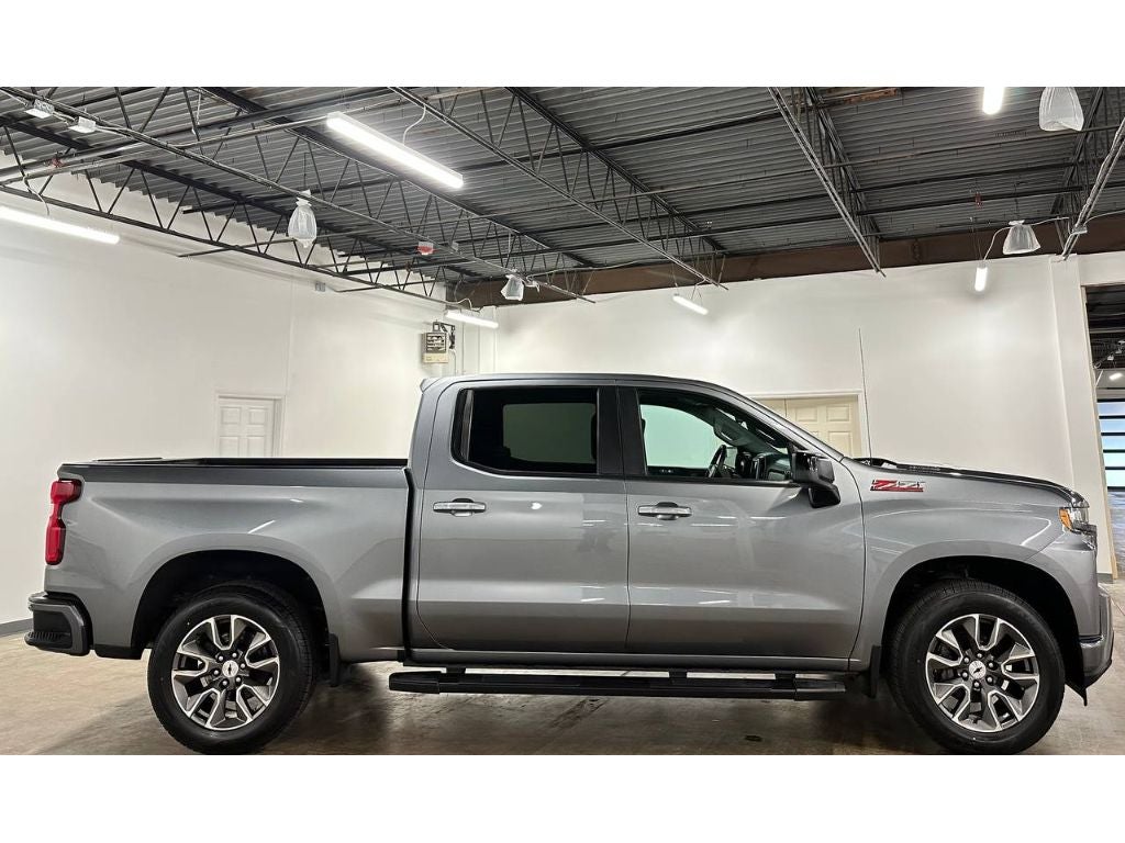 2021 Chevrolet Silverado RST