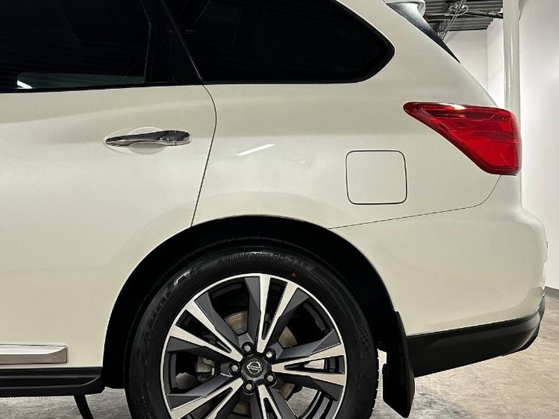 2020 Nissan Pathfinder Platinum