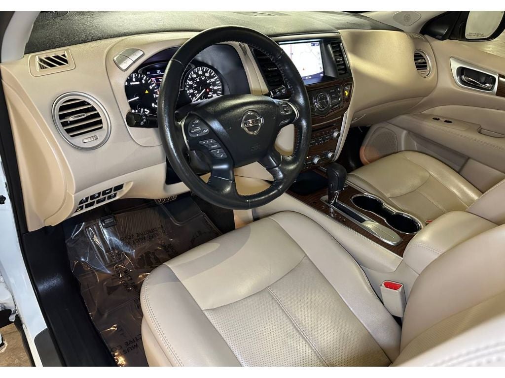 2020 Nissan Pathfinder Platinum