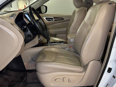 2020 Nissan Pathfinder Platinum