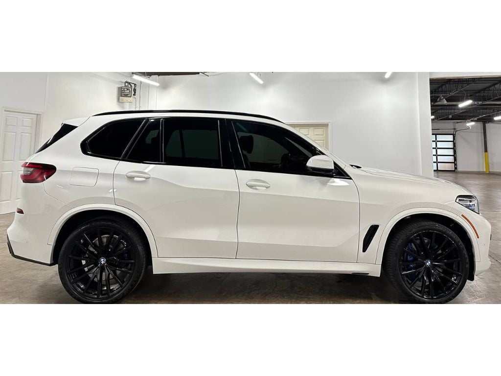2023 BMW X5 M50i