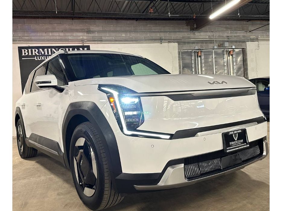 2025 Kia EV9 Wind
