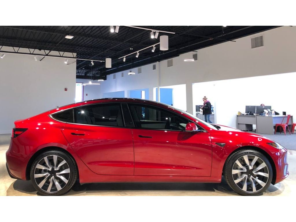 2025 Tesla Model 3 Long Range