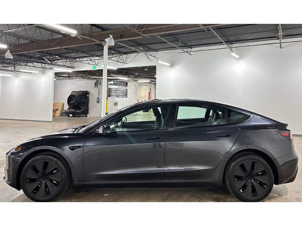 2025 Tesla Model 3 Long Range