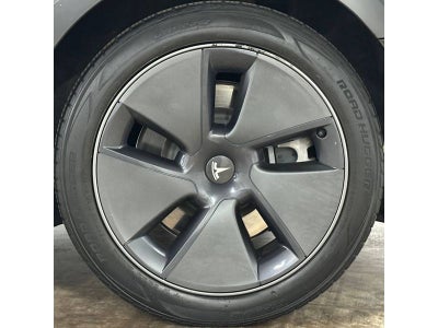 2022 Tesla Model 3 Base