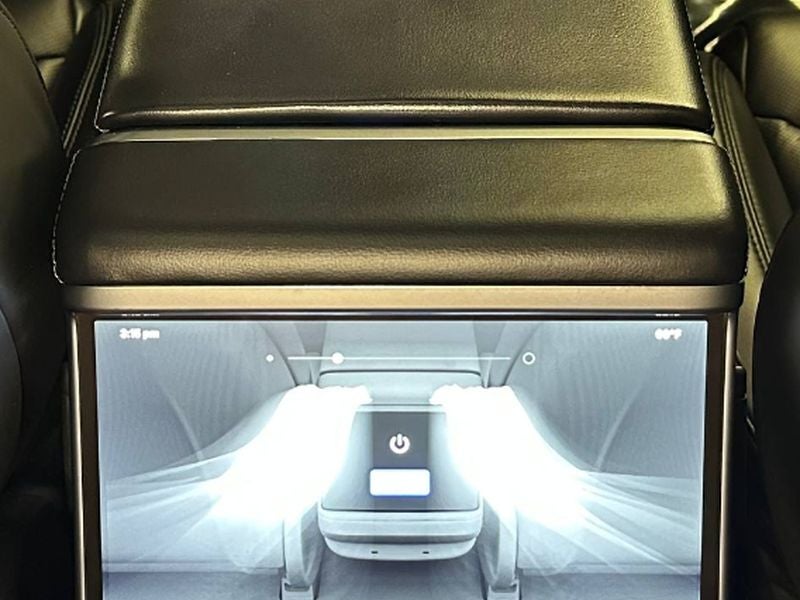 2024 Tesla Model S Base