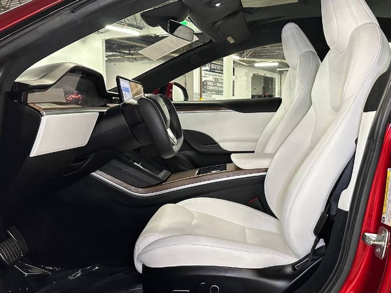 2024 Tesla Model S Base