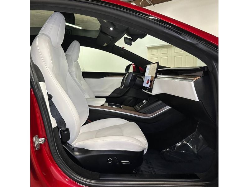 2024 Tesla Model S Base
