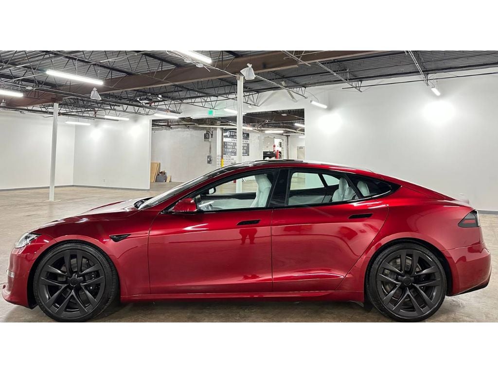 2024 Tesla Model S Base