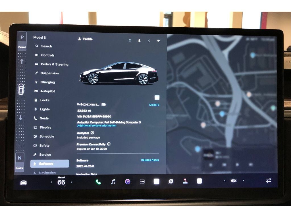 2023 Tesla Model S Standard Range
