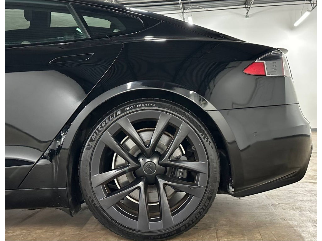 2022 Tesla Model S Plaid