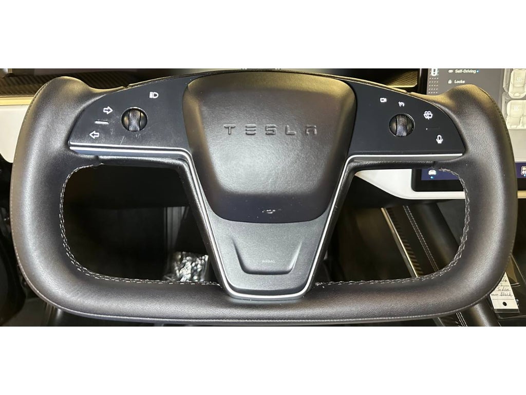 2022 Tesla Model S Plaid