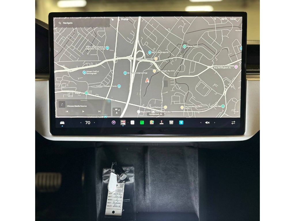 2022 Tesla Model S Plaid