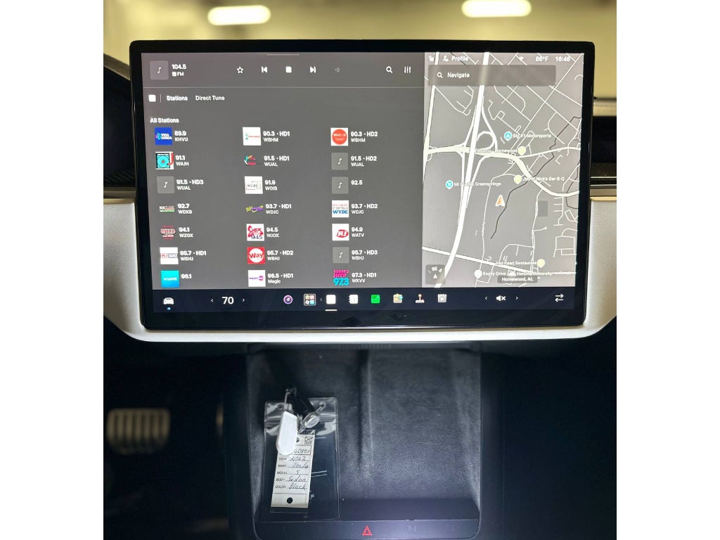 2022 Tesla Model S Plaid