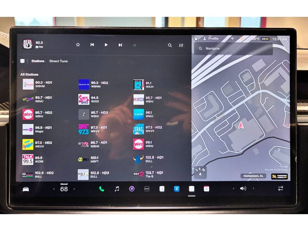 2023 Tesla Model S Plaid