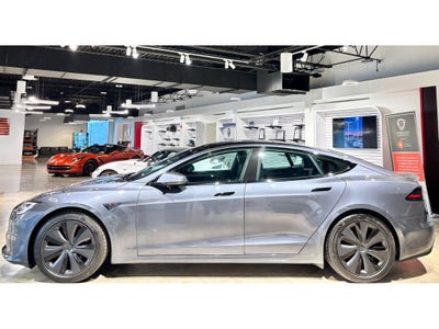 2023 Tesla Model S Plaid