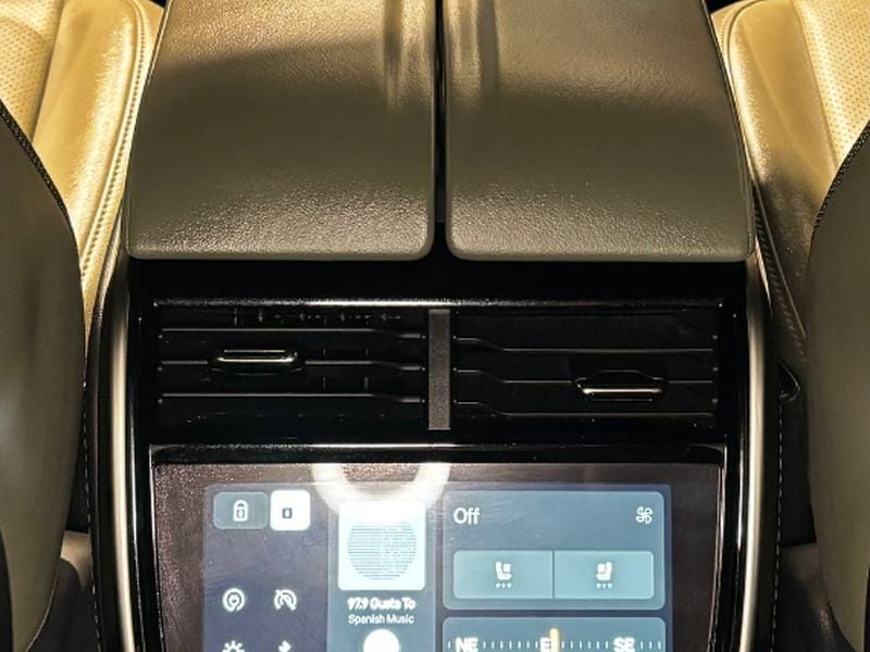 2023 Rivian R1T Adventure