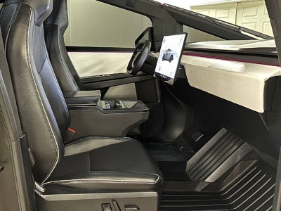 2024 Tesla Cybertruck Foundation