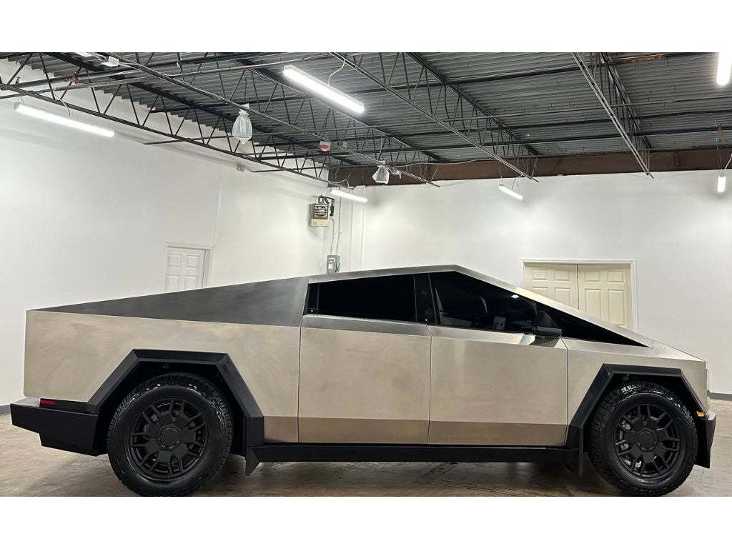 2024 Tesla Cybertruck Foundation