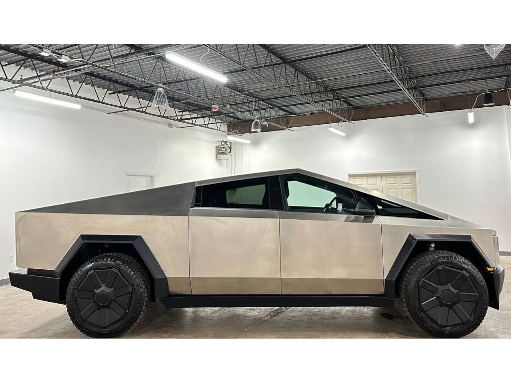 2024 Tesla Cybertruck Foundation