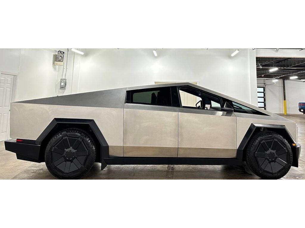 2024 Tesla Cybertruck Foundation