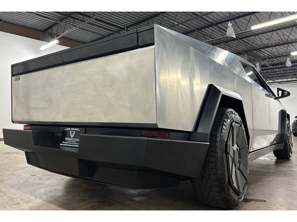 2024 Tesla Cybertruck Foundation