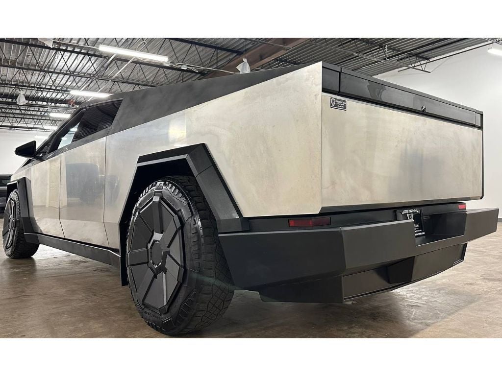 2024 Tesla Cybertruck Foundation