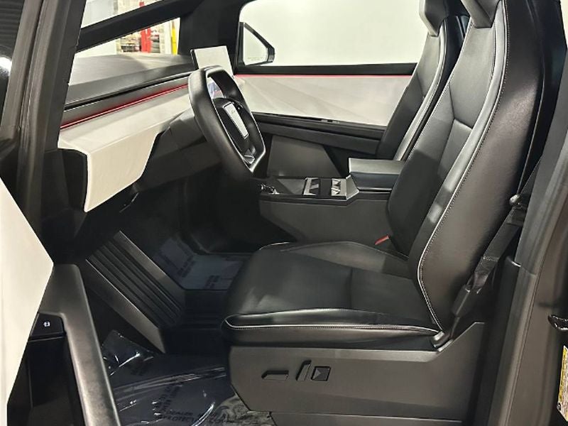 2024 Tesla Cybertruck Foundation