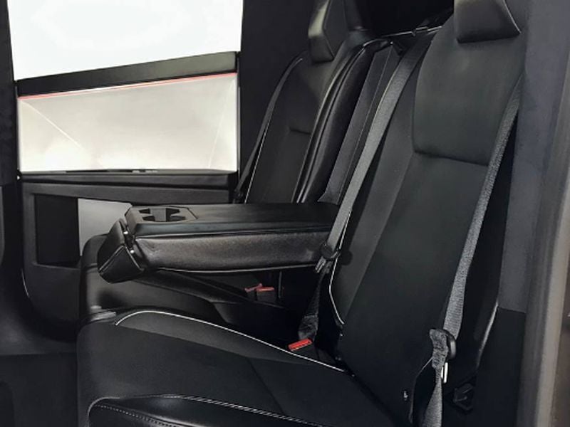2024 Tesla Cybertruck Foundation