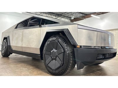 2024 Tesla Cybertruck Foundation
